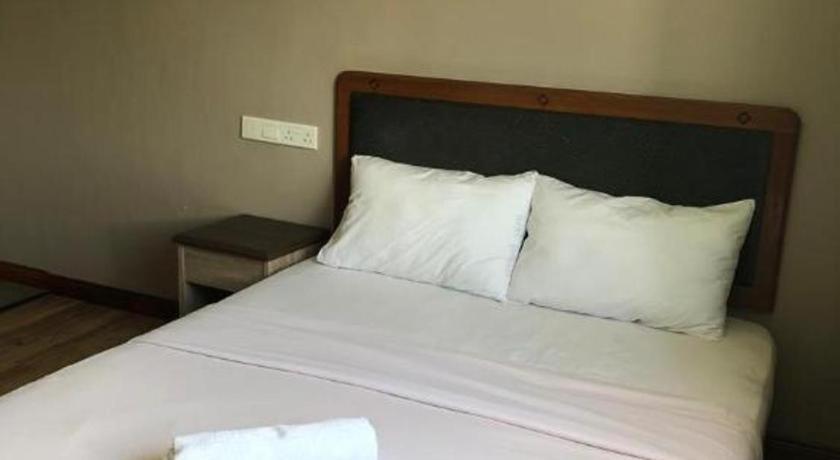 Hotel Perdana Lawas Εξωτερικό φωτογραφία